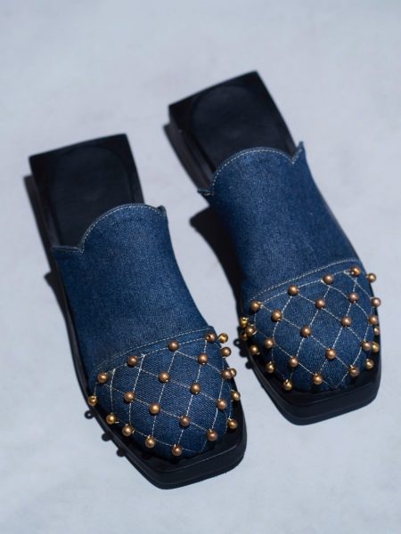 AFORA ARIES STUDDED MULE